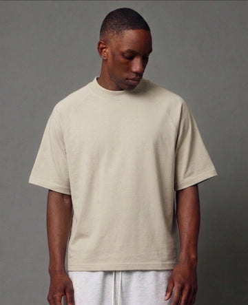 Estivaneli Oversized Tshirt - OffCreme